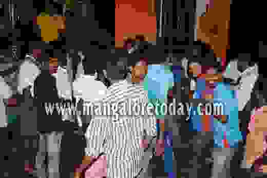 Kundapur: College girls harassed by unidentified bike riders
